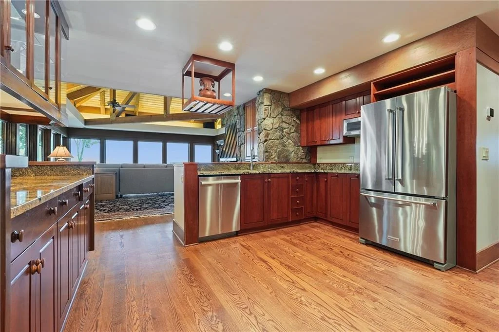 Photo of 202 Sanderlin Mountain Drive N