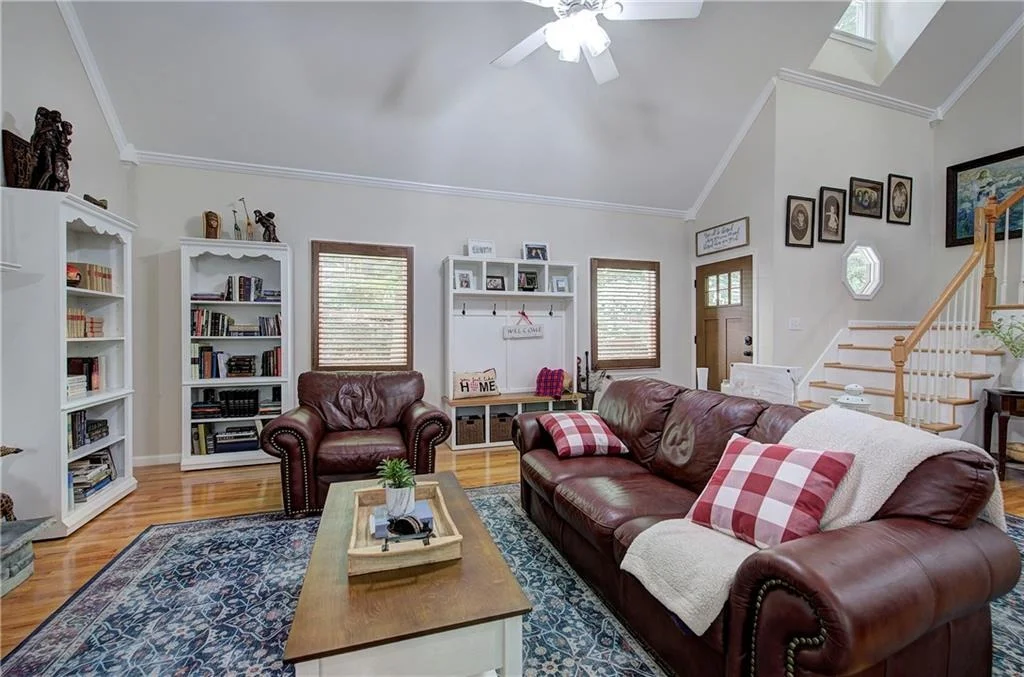Photo of 376 Alpine Drive
