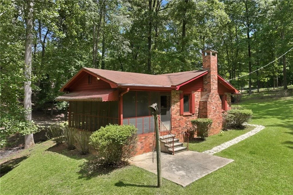 Photo of 6505A Julian Road