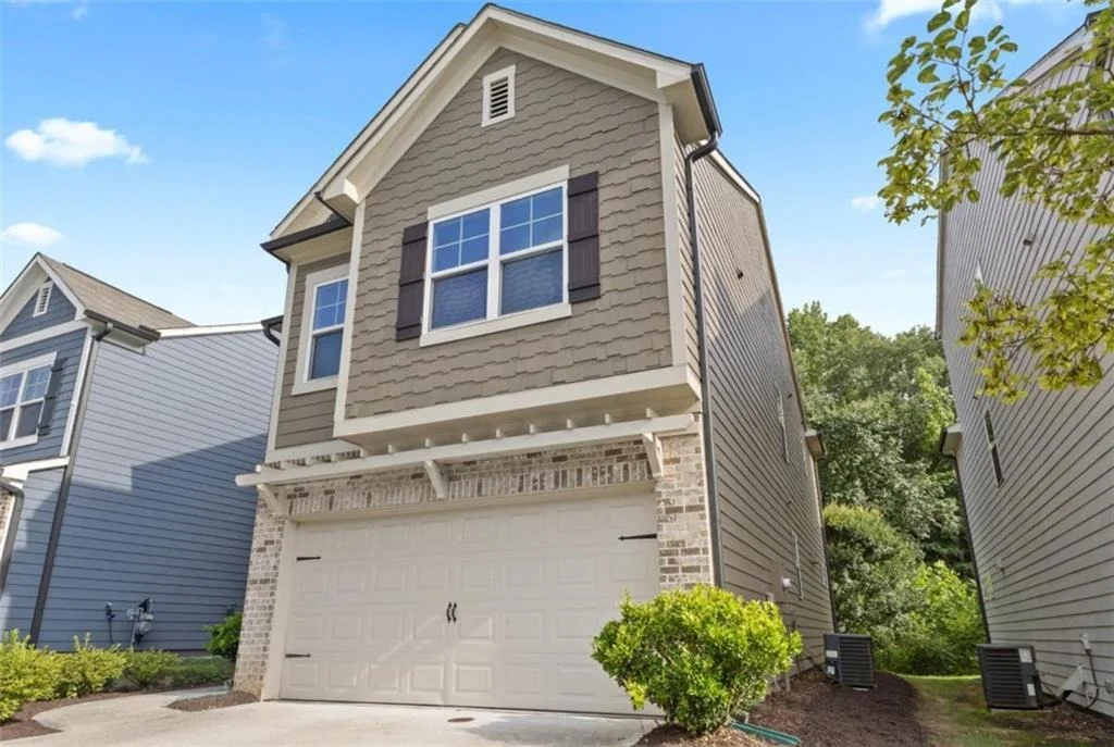 Photo of 2111 Westside Drive