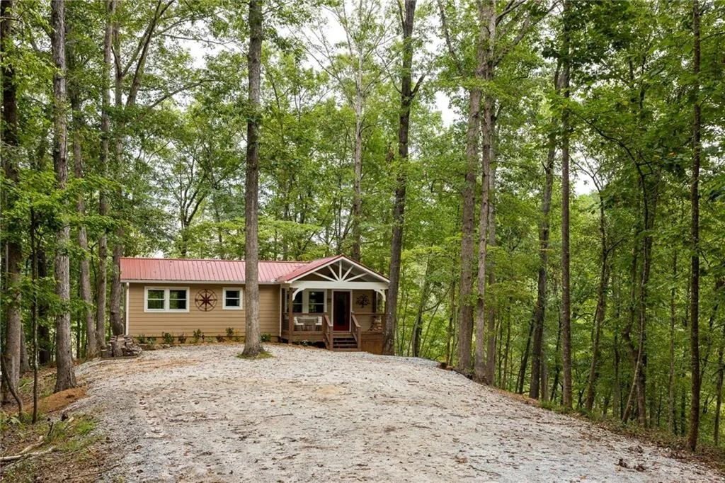 Photo of 6592 Huckleberry Lane