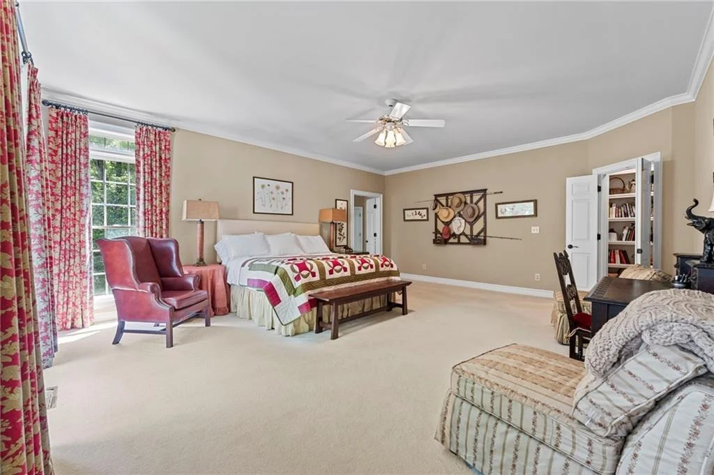 Photo of 87 Pine Knoll