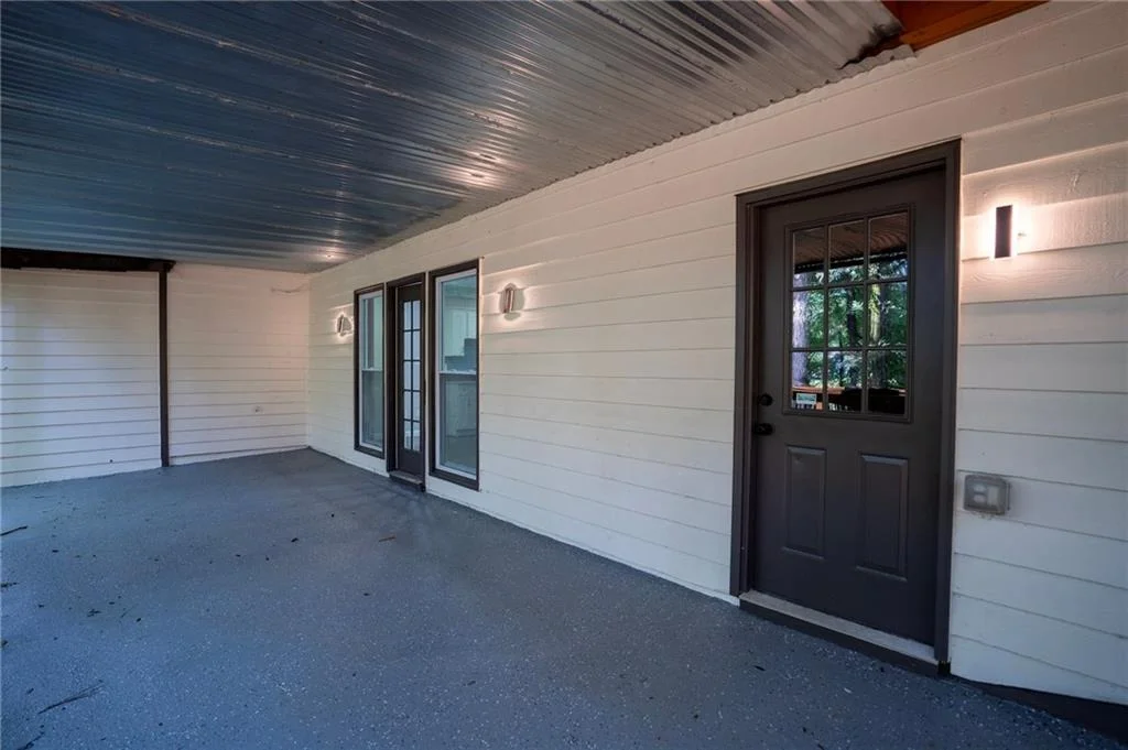 Photo of 2154 Pond Road