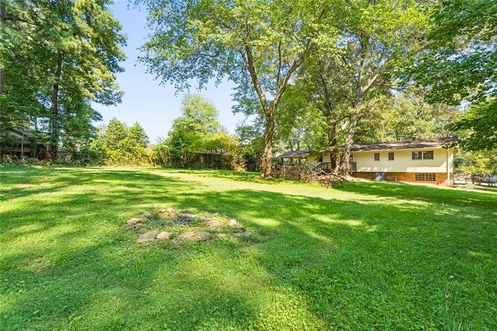 Photo of 1209 Siesta Lane
