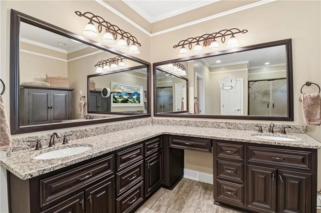 Photo of 1692 Ridgeview Drive