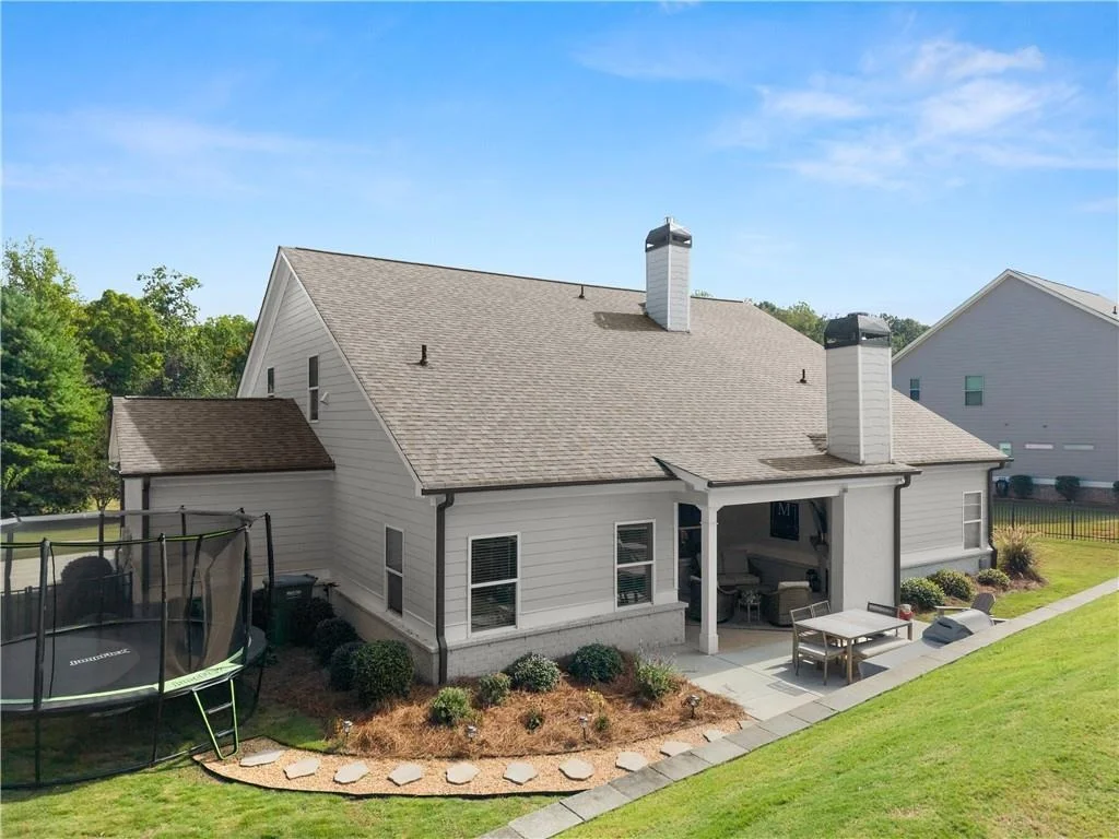 Photo of 5700 Meadow View Drive