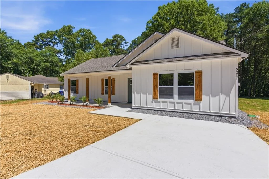 Photo of 523 Weaver Drive