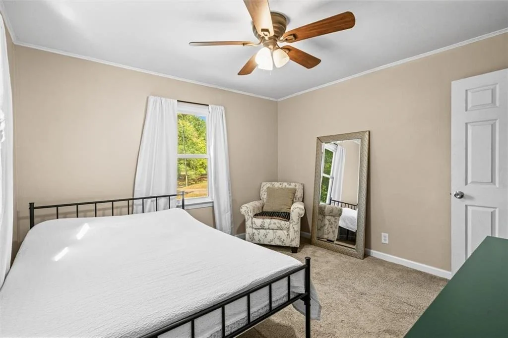 Photo of 163 Ben Putnam Road