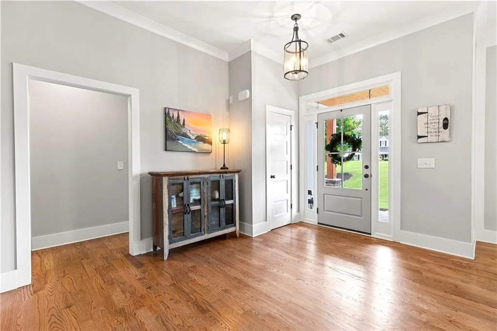 Photo of 151 Wilshire Drive