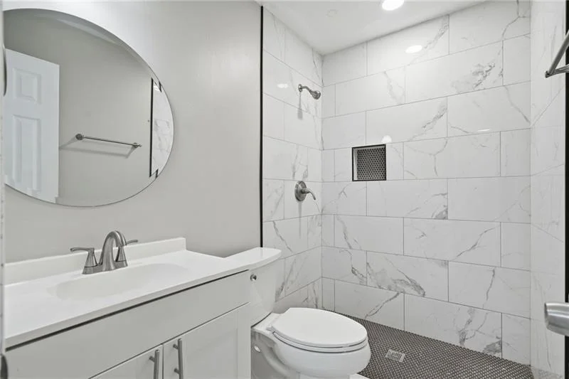 Photo of 3301 Pine Grove Circle SE