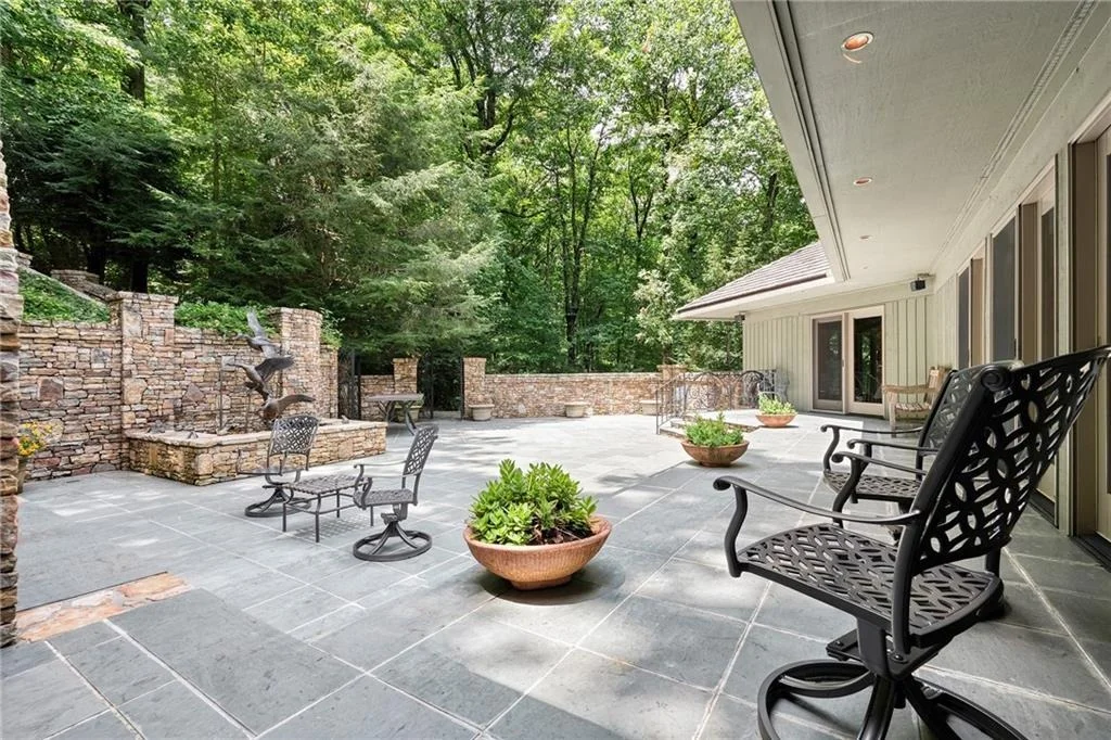 Photo of 202 Sanderlin Mountain Drive N