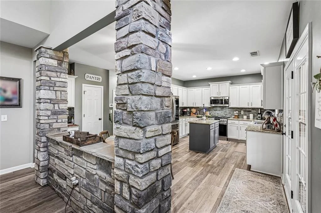 Photo of 337 Meadowcrest Circle