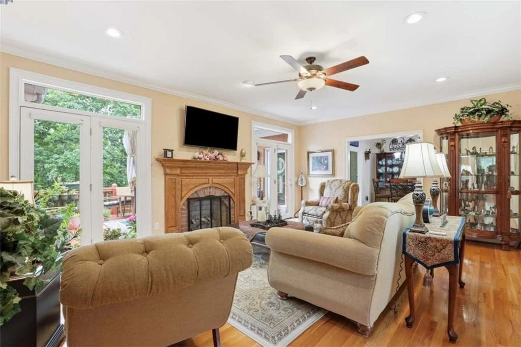 Photo of 355 Smoke Rise Drive