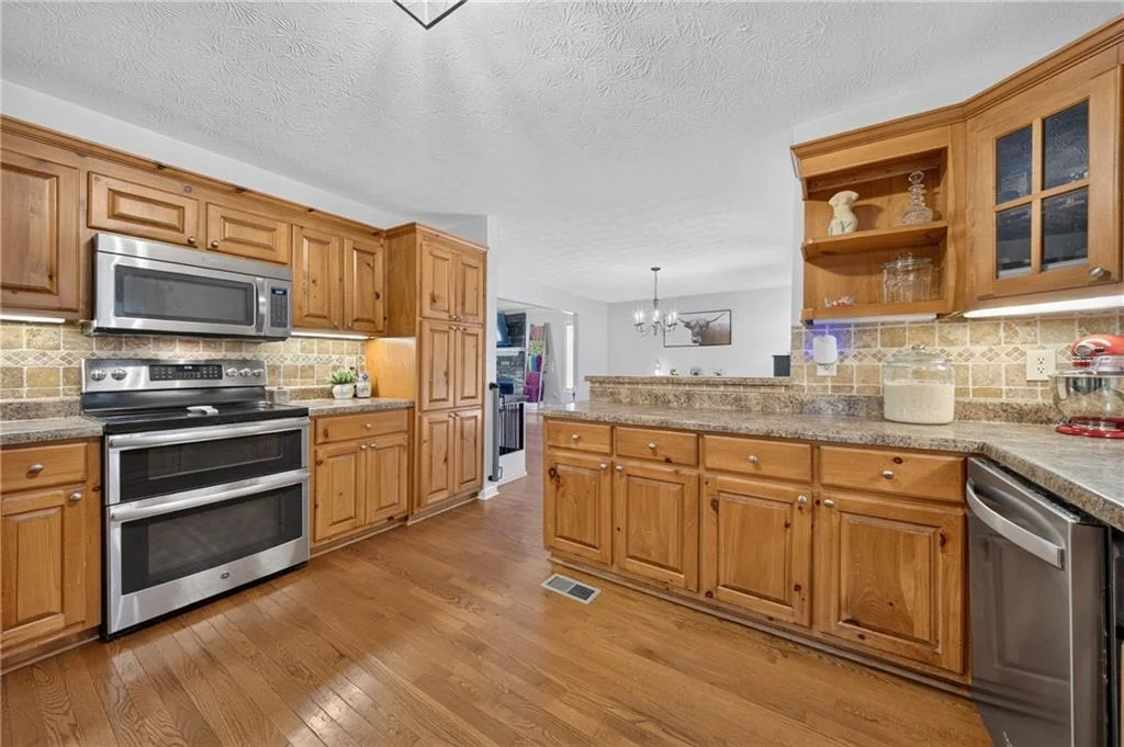 Photo of 481 Lisa Circle