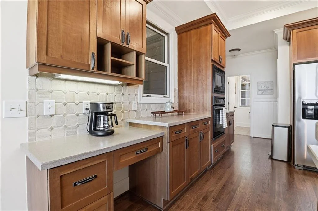 Photo of 1837 Ridgeview Drive
