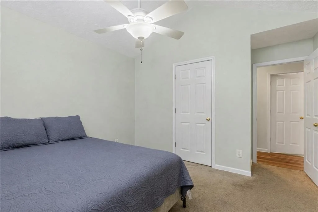 Photo of 402 Arbor Circle SW