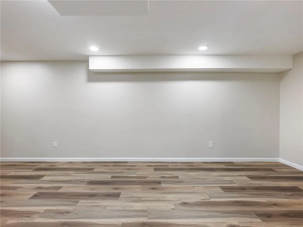 Photo of 3930 Pine Tree Lane