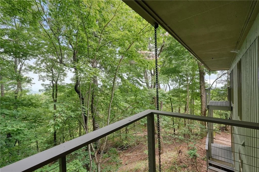 Photo of 202 Sanderlin Mountain Drive N