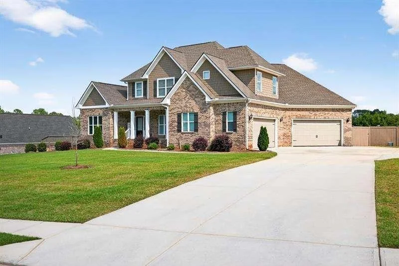 Photo of 2112 Meadowood Cove
