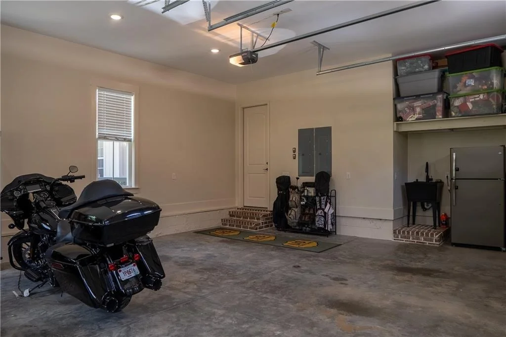 Photo of 5888 Cobbham Road