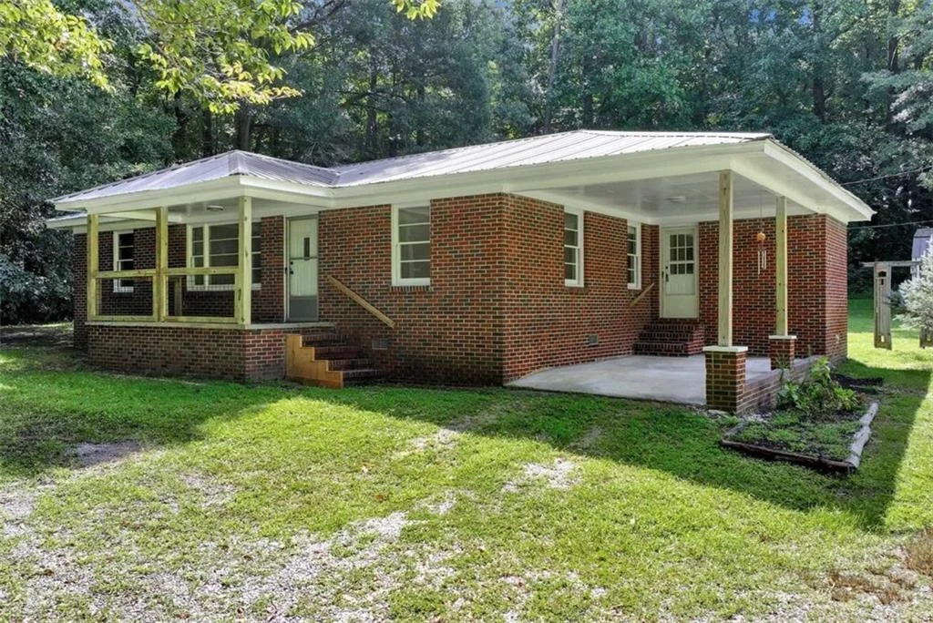 Photo of 4188 Commerce Road