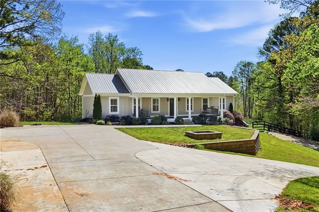 Photo of 3060 Cherry Grove Road