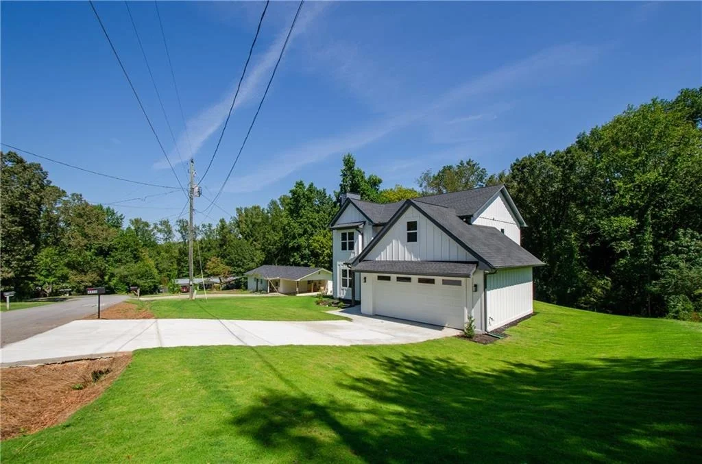 Photo of 4450 Roberta Circle