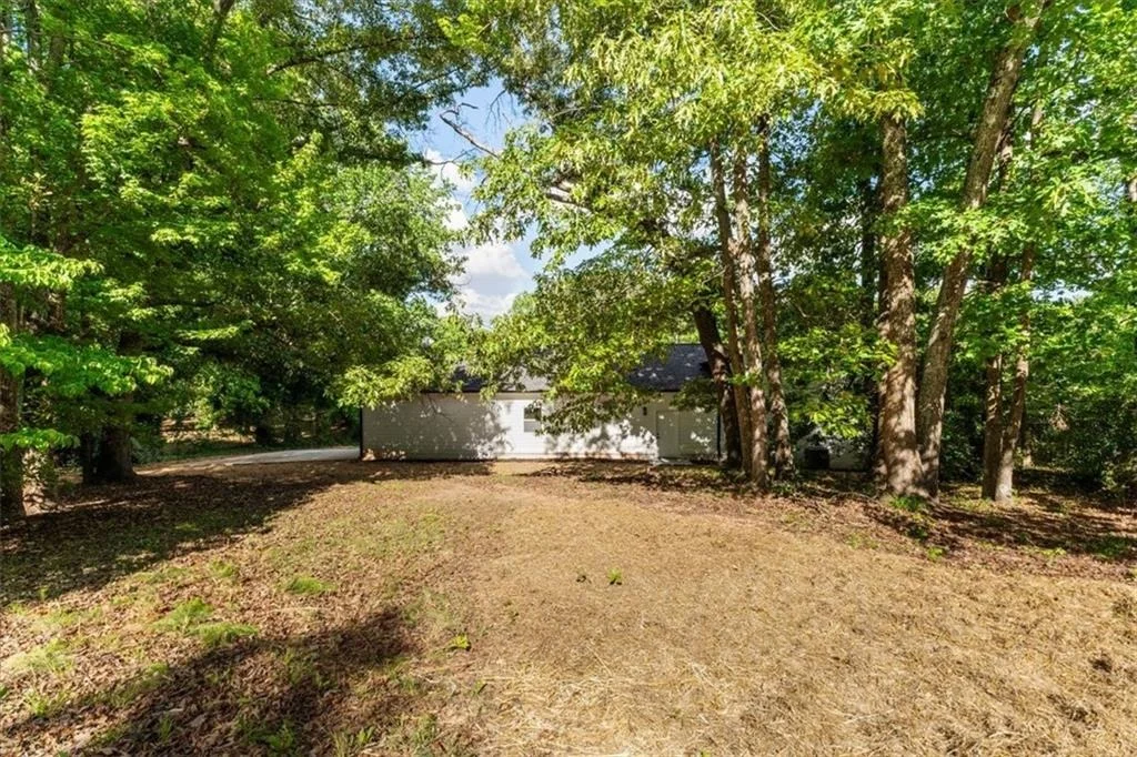 Photo of 6885 Silver Maple Trail