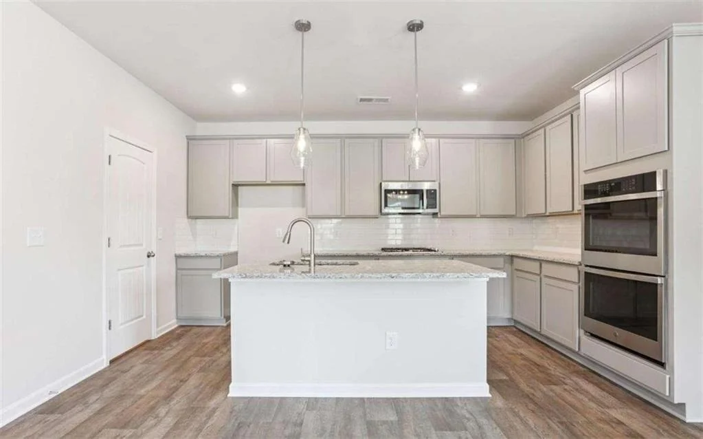 Photo of 476 Orwell Drive