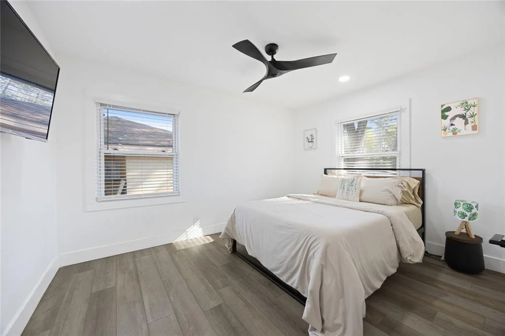 Photo of 2851 Long Way