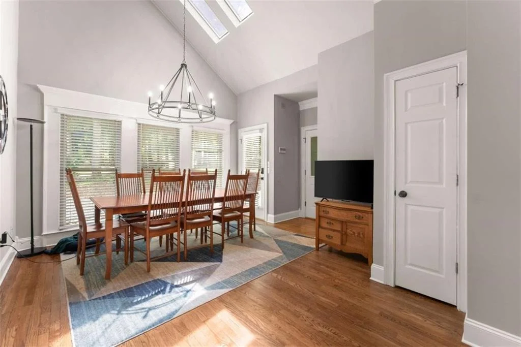 Photo of 5825 Sweetbottom Lane