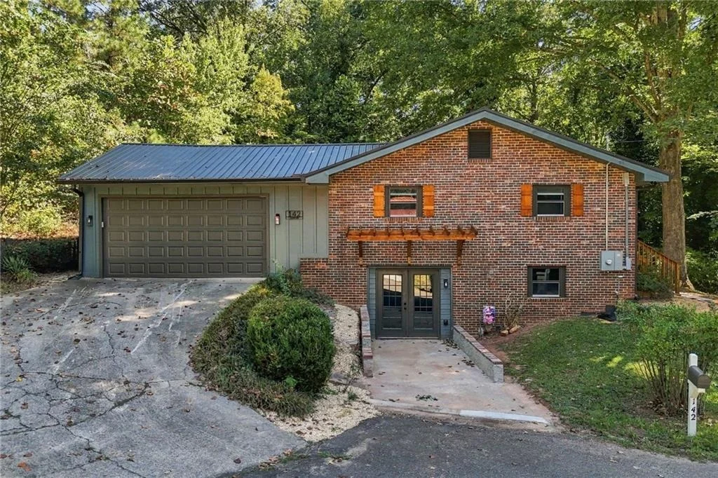 Photo of 142 Ann Drive
