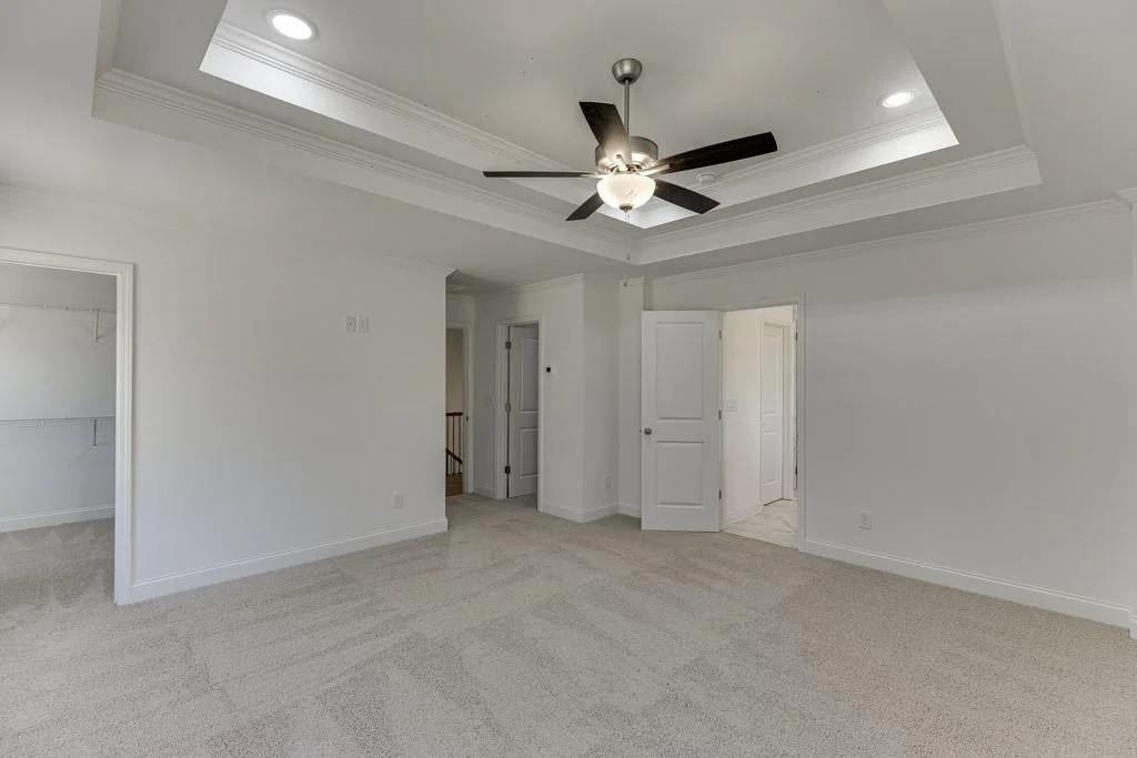 Photo of 979 Lakeview