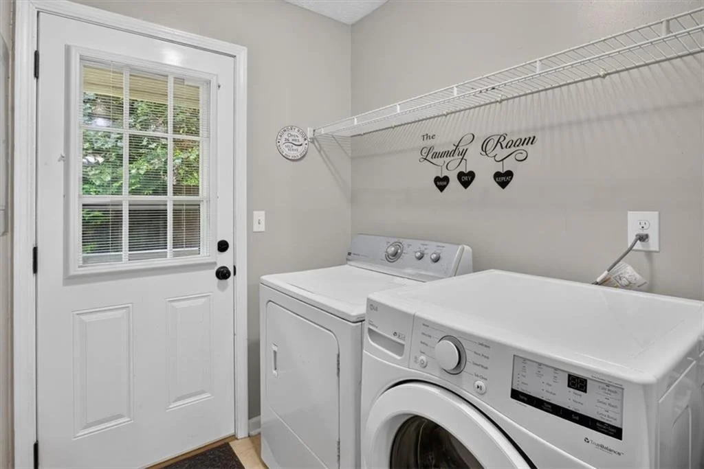 Photo of 129 Whispering Pine Lane NE