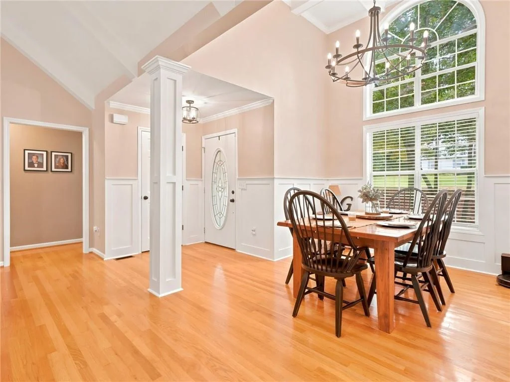 Photo of 460 Kerry Drive