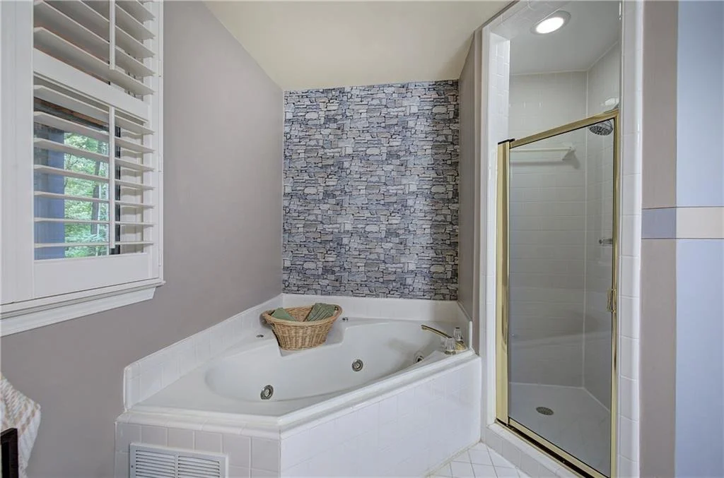 Photo of 225 Grandview Trail