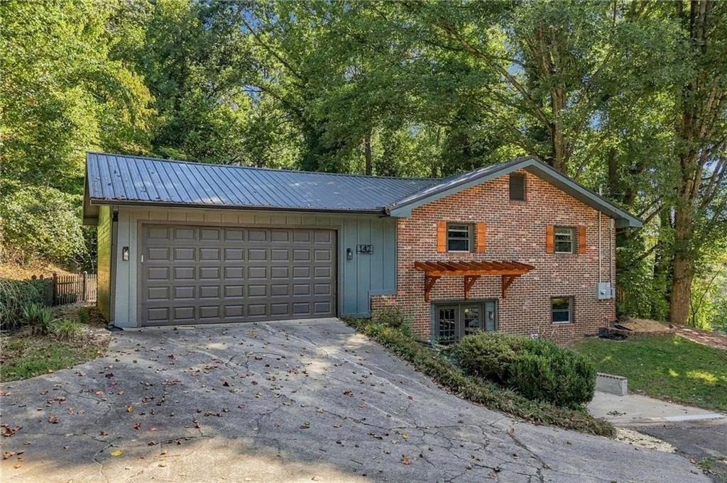 Photo of 142 Ann Drive
