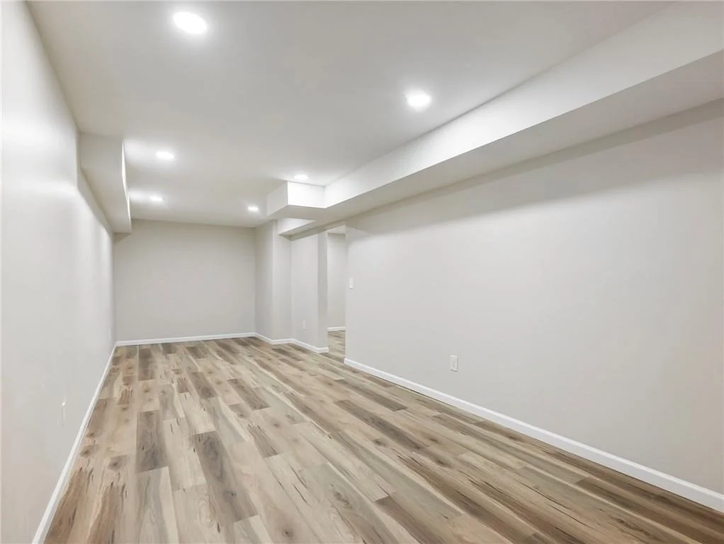 Photo of 3930 Pine Tree Lane