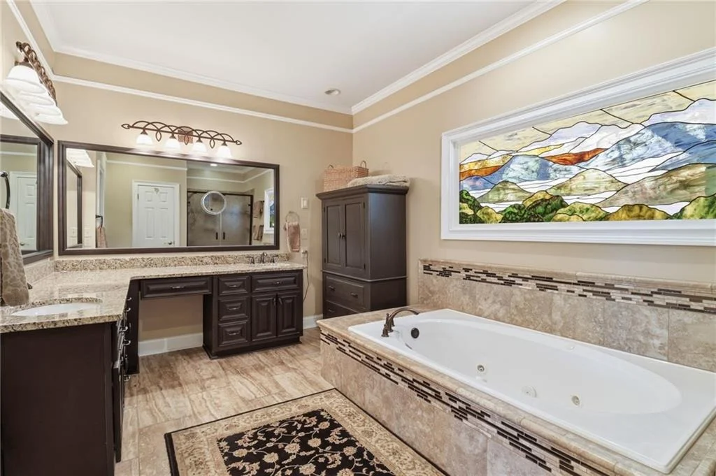 Photo of 1692 Ridgeview Drive