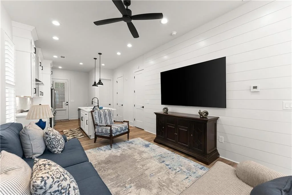 Photo of 310 Clarendon Court
