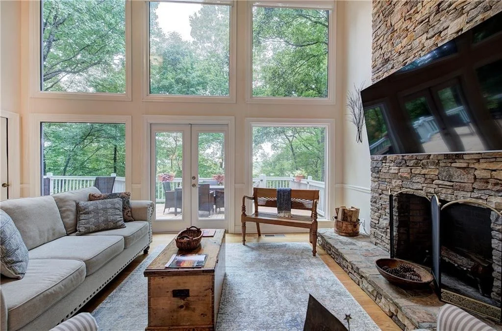Photo of 225 Grandview Trail