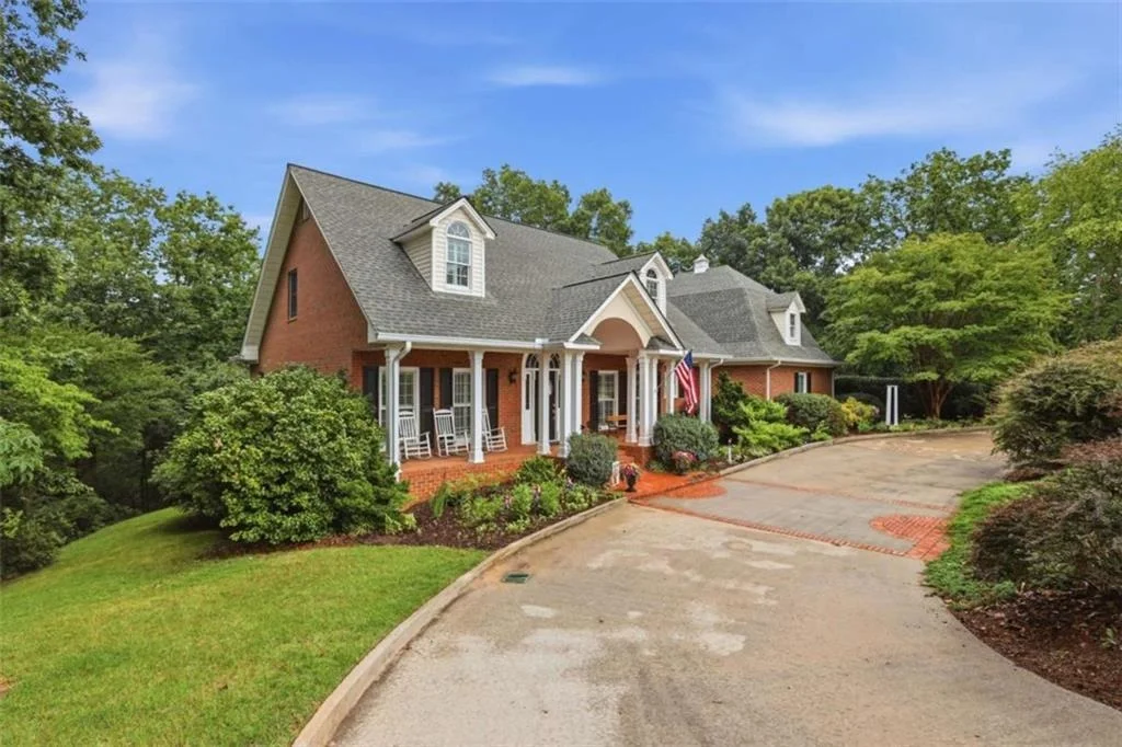 Photo of 355 Smoke Rise Drive