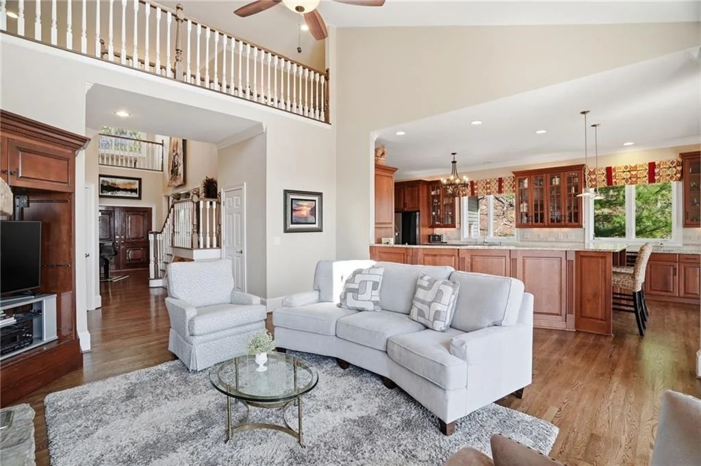 Photo of 1021 Falcon Heights