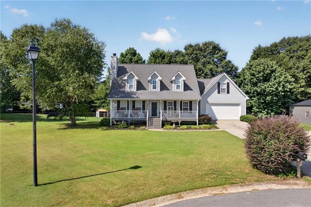 Photo of 481 Lisa Circle