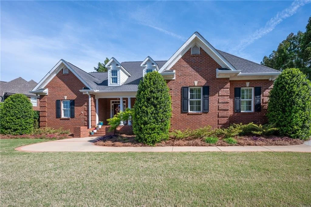 Photo of 203 Laurel Creek Road SE