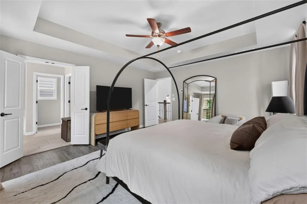 Photo of 2111 Westside Drive
