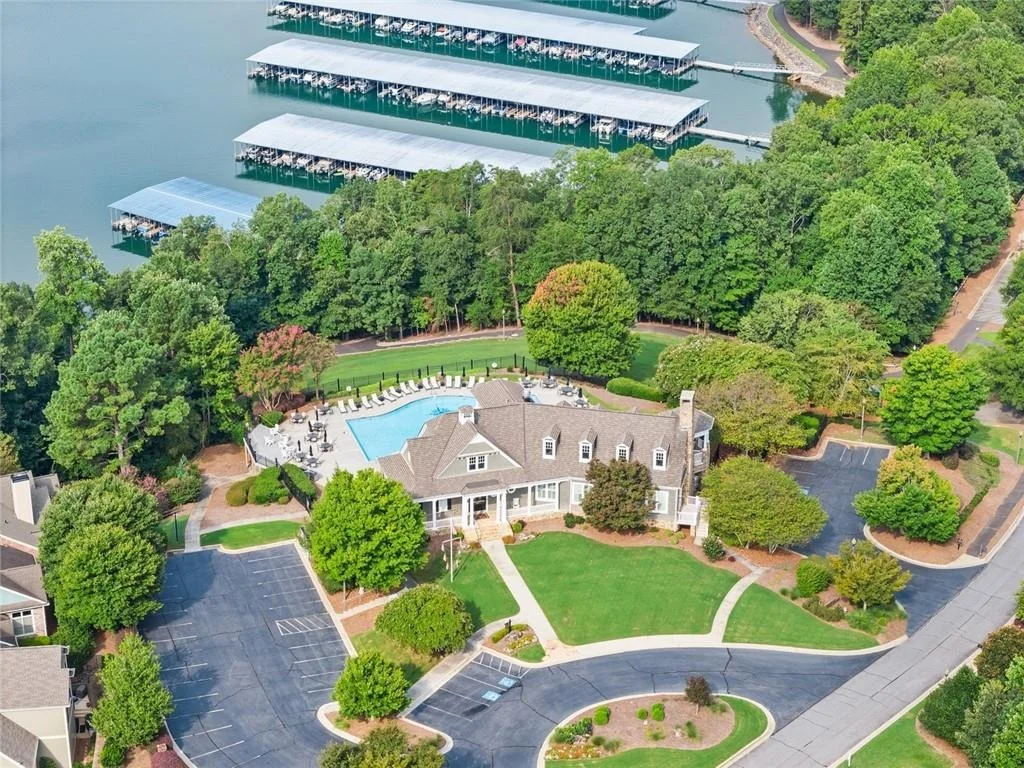 Photo of 3525 Water Front Drive