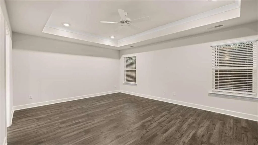 Photo of 490 Beachview Road