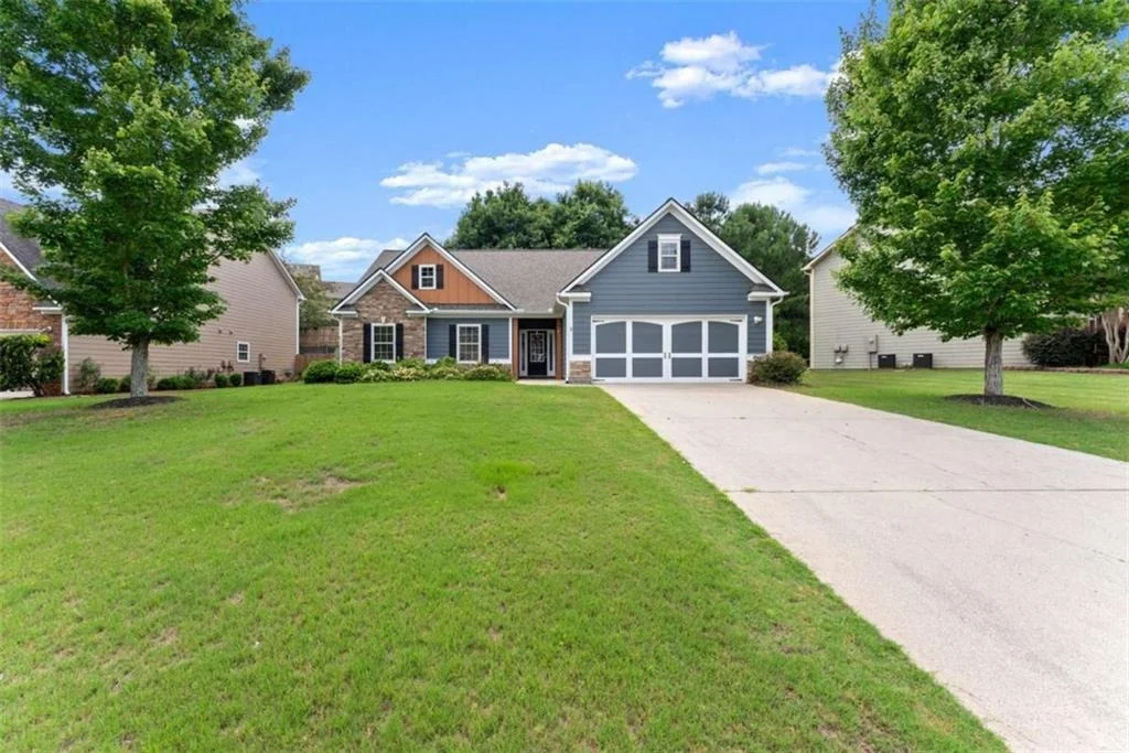 Photo of 1809 Alberta Lane