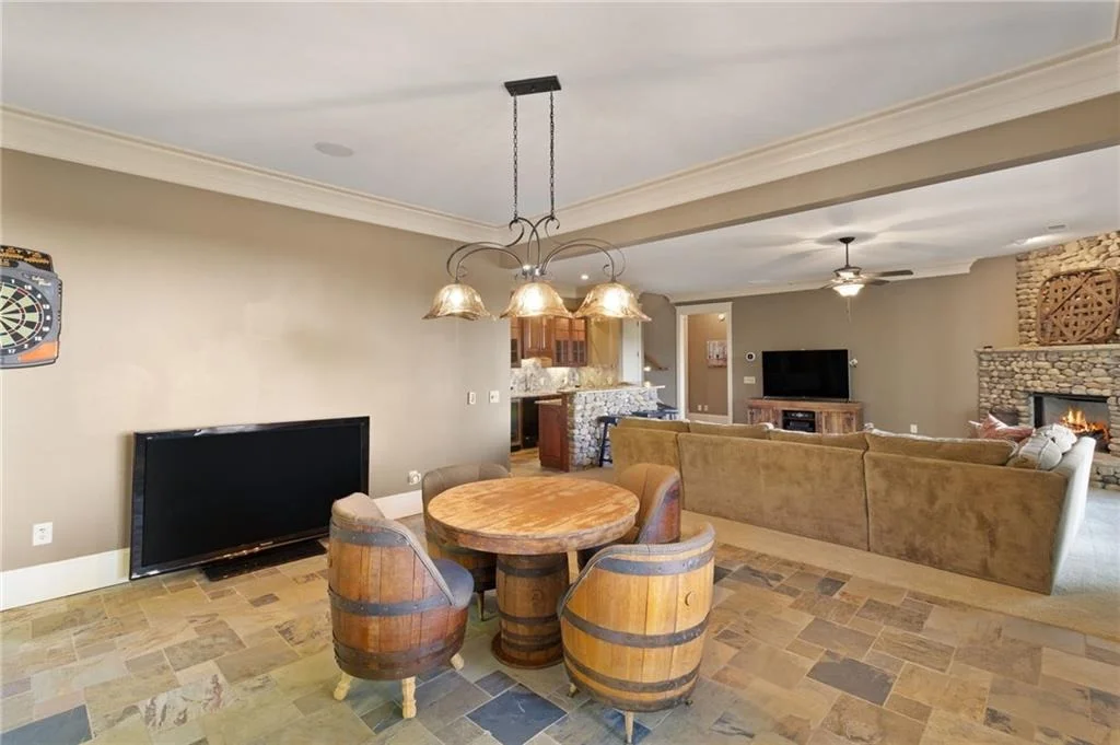 Photo of 465 Huckleberry Trail